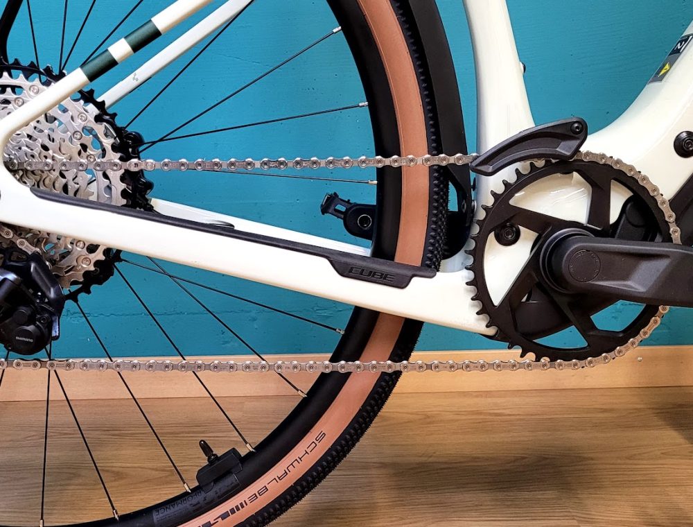 CUBE Nuroad Hybrid C:62 Race FE 400X